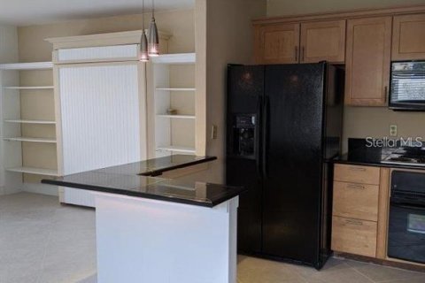 Condo in Sun City Center, Florida, 1 bedroom  № 1369669 - photo 5