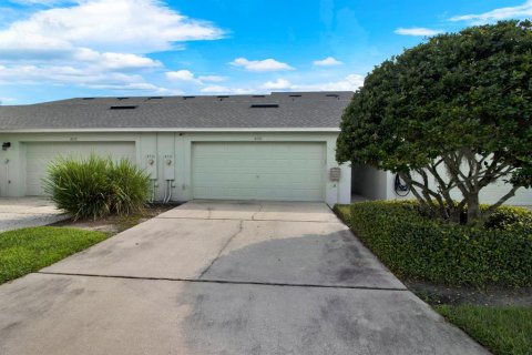 Townhouse in Saint Cloud, Florida 3 bedrooms, 170.2 sq.m. № 1369600 - photo 28