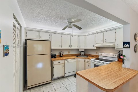 Condominio en venta en Greenacres, Florida, 2 dormitorios, 86.86 m2 № 471617 - foto 17