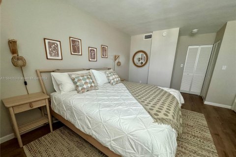 Condominio en venta en Miami Beach, Florida, 1 dormitorio, 83.05 m2 № 1187968 - foto 20