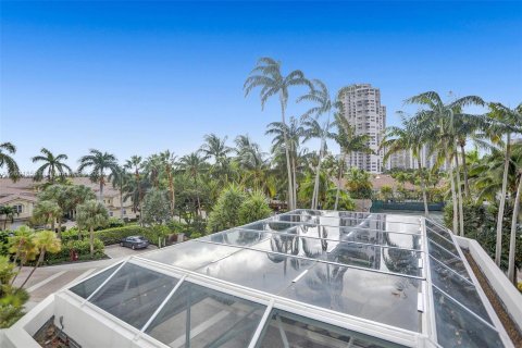 Copropriété à vendre à Aventura, Floride: 3 chambres, 245.26 m2 № 1292796 - photo 2