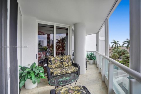 Copropriété à vendre à Aventura, Floride: 3 chambres, 245.26 m2 № 1292796 - photo 30