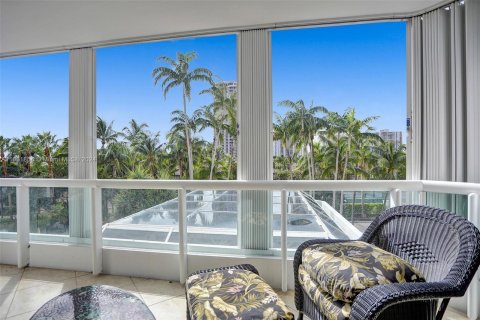 Condo in Aventura, Florida, 3 bedrooms  № 1292796 - photo 5