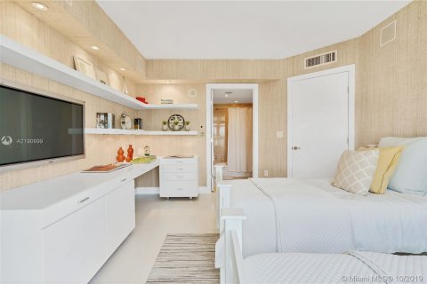 Condominio en venta en Sunny Isles Beach, Florida, 3 dormitorios, 266.07 m2 № 2060 - foto 22
