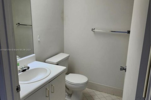 Copropriété à vendre à Pembroke Pines, Floride: 1 chambre № 1162488 - photo 14