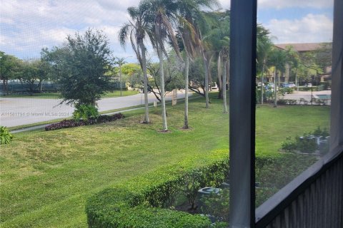 Condominio en venta en Pembroke Pines, Florida, 1 dormitorio № 1162488 - foto 27