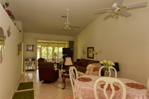 House in Punta Gorda, Florida 2 bedrooms, 134.8 sq.m. № 1426405 - photo 9