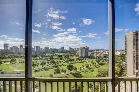 Condominio en venta en Aventura, Florida, 1 dormitorio, 84.82 m2 № 327403 - foto 22