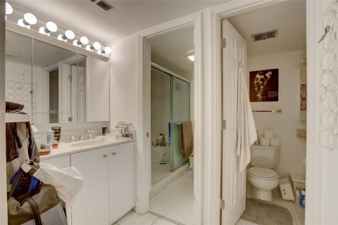 Copropriété à vendre à Aventura, Floride: 1 chambre, 84.82 m2 № 327403 - photo 19