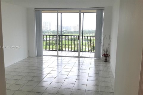 Copropriété à vendre à Aventura, Floride: 1 chambre, 84.82 m2 № 327403 - photo 14