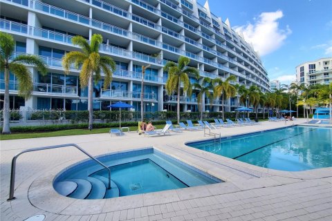 Condo in Aventura, Florida, 2 bedrooms  № 1234571 - photo 25