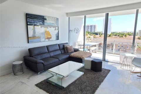 Condo in Aventura, Florida, 2 bedrooms  № 1234571 - photo 6