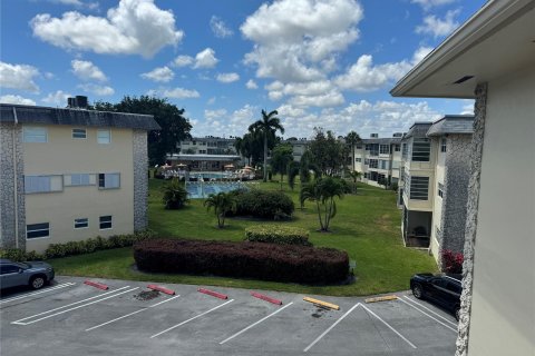 Condominio en venta en Lauderhill, Florida, 1 dormitorio, 63.17 m2 № 1189959 - foto 10