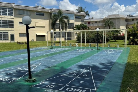 Condominio en venta en Lauderhill, Florida, 1 dormitorio, 63.17 m2 № 1189959 - foto 23