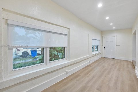 Villa ou maison à vendre à Miami, Floride: 3 chambres, 165.46 m2 № 1311245 - photo 20