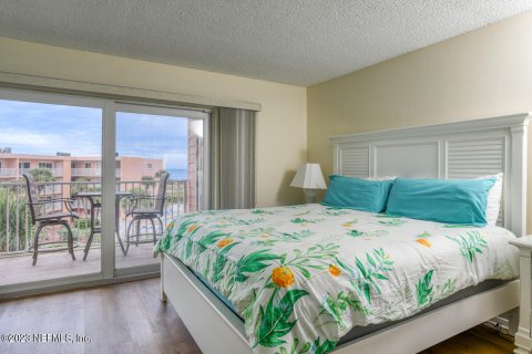 Condo in Saint Augustine, Florida, 2 bedrooms  № 882105 - photo 11