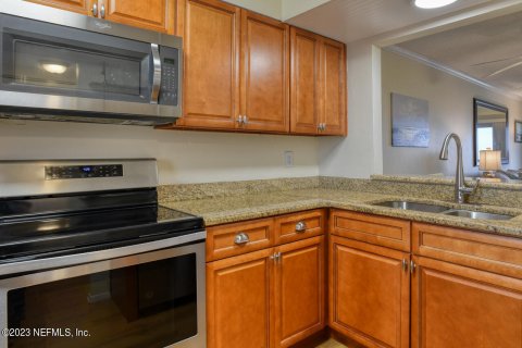 Condo in Saint Augustine, Florida, 2 bedrooms  № 882105 - photo 8