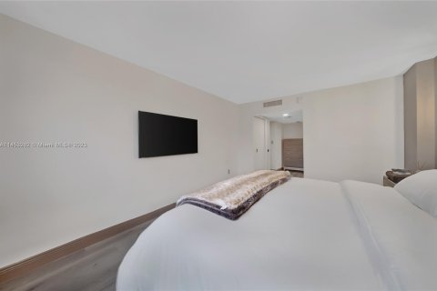 Condominio en venta en North Miami, Florida, 2 dormitorios, 101.82 m2 № 726205 - foto 29