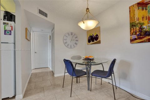 Copropriété à vendre à Sunrise, Floride: 1 chambre, 54.81 m2 № 1185081 - photo 12