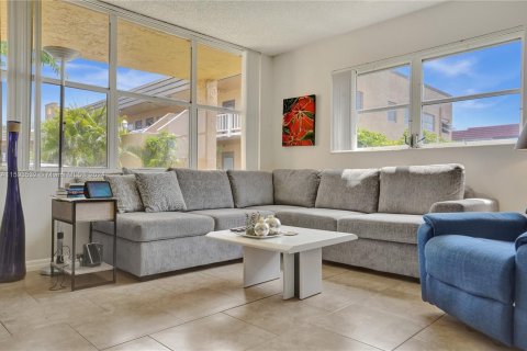 Condo in Sunrise, Florida, 1 bedroom  № 1185081 - photo 1