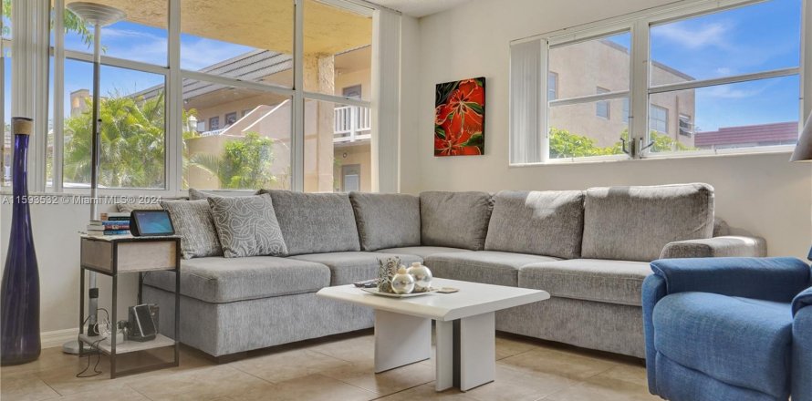 Condo in Sunrise, Florida, 1 bedroom  № 1185081