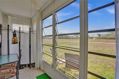 Copropriété à vendre à Sunrise, Floride: 1 chambre, 54.81 m2 № 1185081 - photo 20