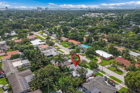 Villa ou maison à vendre à Miami, Floride: 3 chambres, 152.36 m2 № 1328003 - photo 10