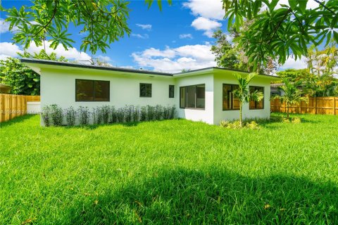 Casa en venta en Miami, Florida, 3 dormitorios, 152.36 m2 № 1328003 - foto 5