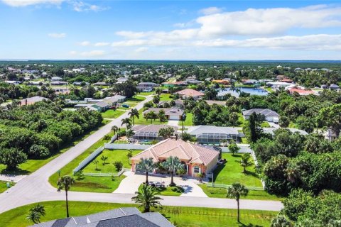 Casa en venta en Port Charlotte, Florida, 3 dormitorios, 246.75 m2 № 1382199 - foto 7