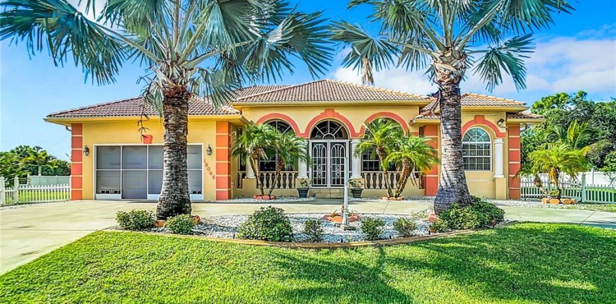 Casa en Port Charlotte, Florida 3 dormitorios, 246.75 m2 № 1382199