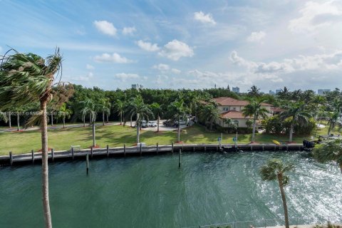 Copropriété à vendre à Miami, Floride: 3 chambres, 215.53 m2 № 1369030 - photo 3