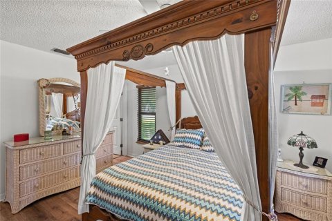 Touwnhouse à vendre à Eustis, Floride: 2 chambres, 108.7 m2 № 1372934 - photo 18