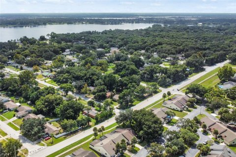 Townhouse in Eustis, Florida 2 bedrooms, 108.7 sq.m. № 1372934 - photo 30