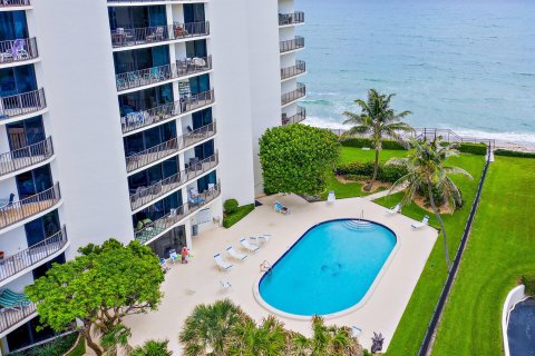 Condominio en venta en Riviera Beach, Florida, 2 dormitorios, 141.21 m2 № 1159554 - foto 3