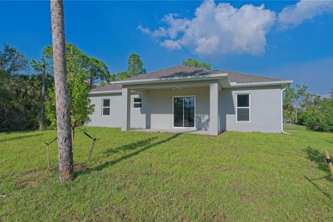 House in North Port, Florida 3 bedrooms, 139.26 sq.m. № 855166 - photo 12