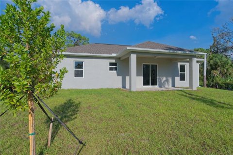 House in North Port, Florida 3 bedrooms, 139.26 sq.m. № 855166 - photo 20