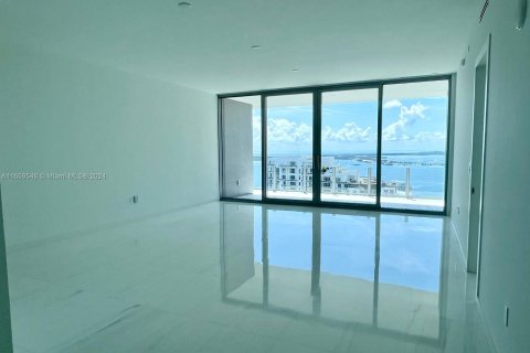 Copropriété à louer à Miami, Floride: 3 chambres, 285.95 m2 № 1364279 - photo 3