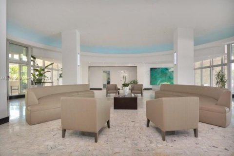 Condominio en alquiler en Miami Beach, Florida, 1 dormitorio, 77.76 m2 № 1364241 - foto 27