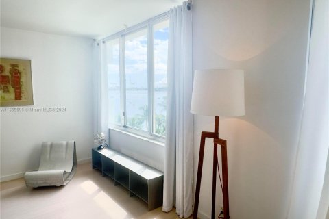 Copropriété à louer à Miami Beach, Floride: 1 chambre, 77.76 m2 № 1364241 - photo 4