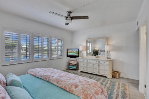 Condominio en venta en Lauderdale-by-the-Sea, Florida, 2 dormitorios, 79.9 m2 № 1133072 - foto 21