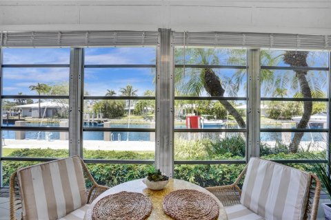 Condominio en venta en Lauderdale-by-the-Sea, Florida, 2 dormitorios, 79.9 m2 № 1133072 - foto 14
