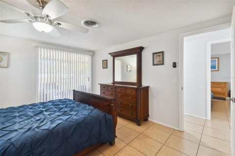 Apartment in Venice, Florida 2 bedrooms, 95.13 sq.m. № 1386332 - photo 13