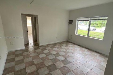 Appartement à louer à Miami, Floride: 1 chambre, 65.03 m2 № 942751 - photo 3