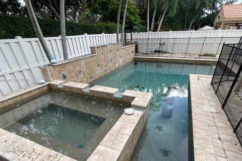 Villa ou maison à vendre à Pembroke Pines, Floride: 4 chambres, 167.22 m2 № 1320620 - photo 21