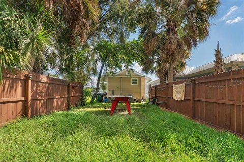 House in Tampa, Florida 2 bedrooms, 70.05 sq.m. № 1378280 - photo 21