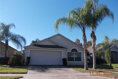 Villa ou maison à louer à Sanford, Floride: 3 chambres, 135.82 m2 № 1378316 - photo 1