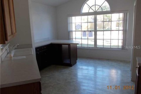 House in Sanford, Florida 3 bedrooms, 135.82 sq.m. № 1378316 - photo 3