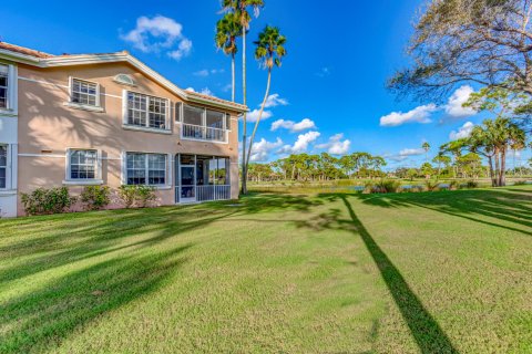 Touwnhouse à vendre à Palm Beach Gardens, Floride: 3 chambres, 177.63 m2 № 830513 - photo 20