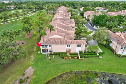 Touwnhouse à vendre à Palm Beach Gardens, Floride: 3 chambres, 177.63 m2 № 830513 - photo 6