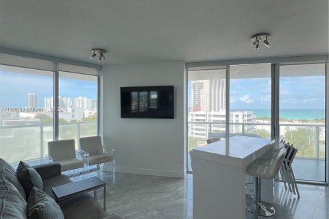 Condo in Miami Beach, Florida, 1 bedroom  № 1154809 - photo 4